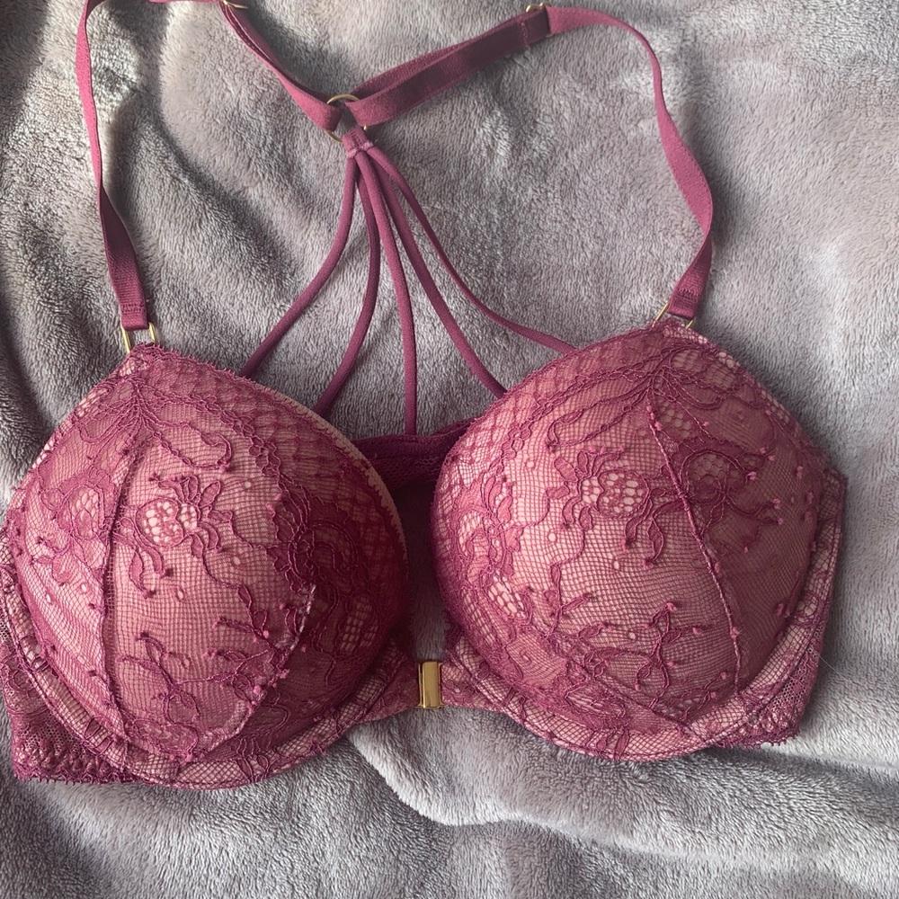 NEW VICTORIA’S SECRET 32C BOMBSHELL BRA!